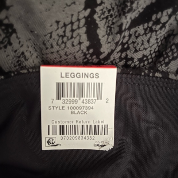 Bike Shorts INC by Macys - Picture 3 of 5